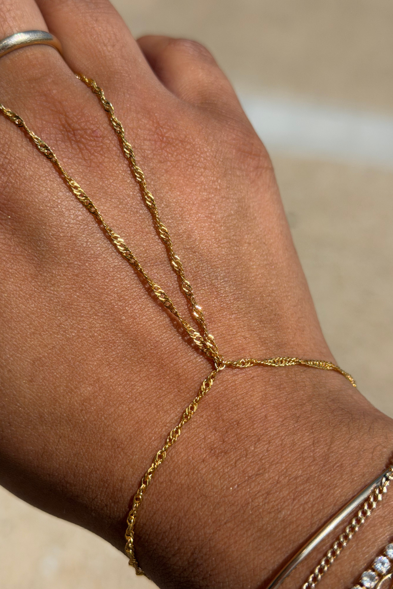 Clover Hand Chain