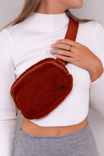 Fuzzy Belt Bag -Brown