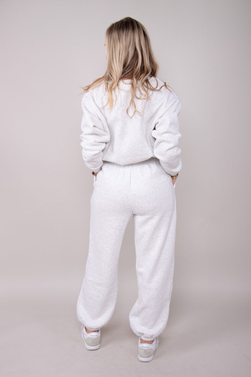 Street Chill Sweatshirt Sweatpant Set