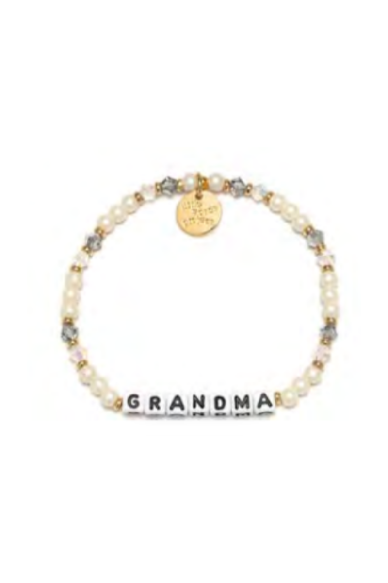 Grandma - Strand of Pearls - Family Bracelet