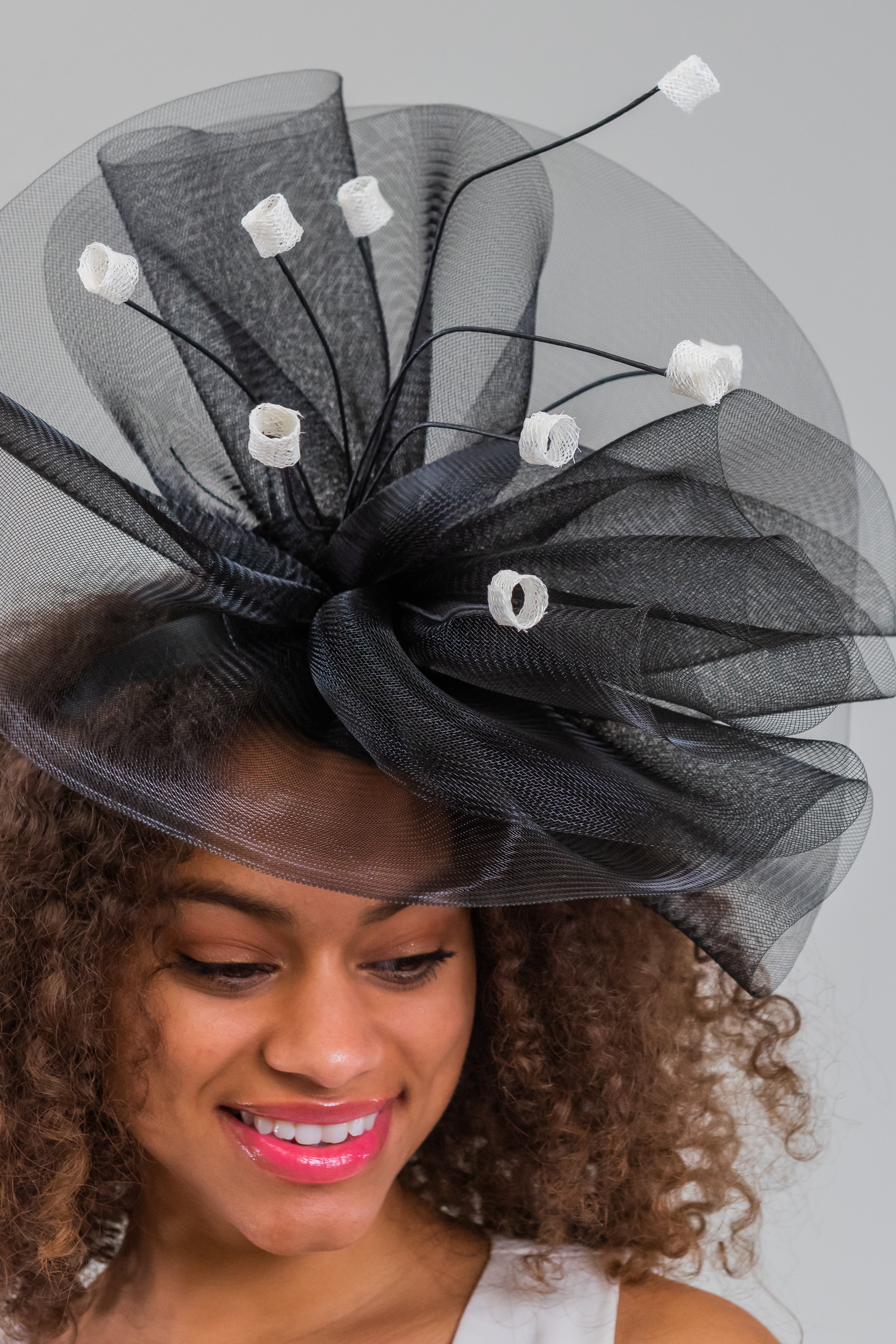 Lady Luck Fascinator-Black