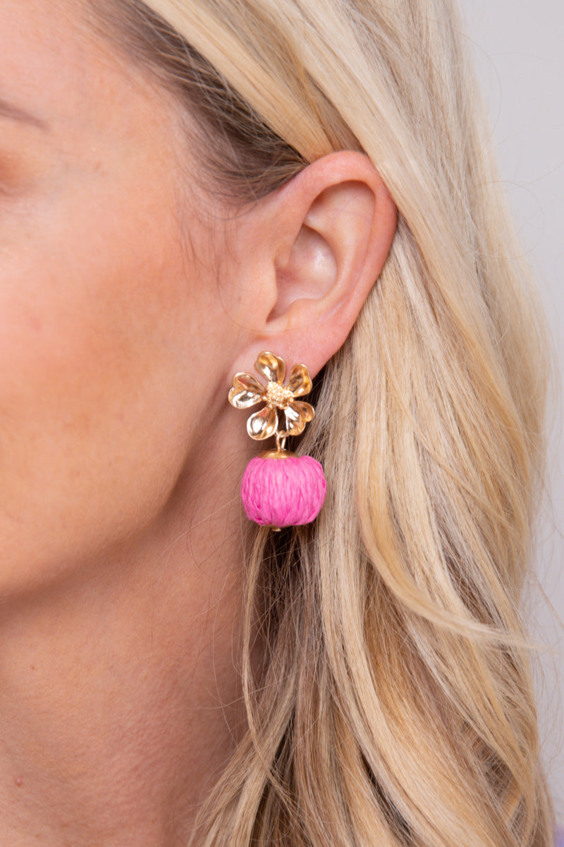 Lilah Flower Stud Raffia Ball Earring- Pink